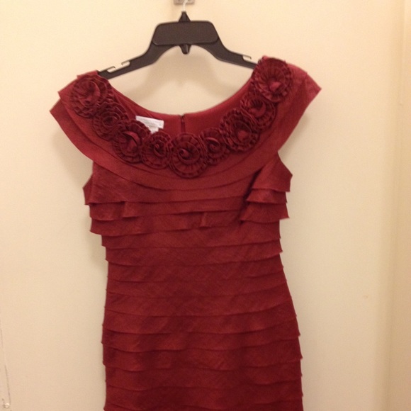 Semi-formal lovely dress - Picture 1 of 5